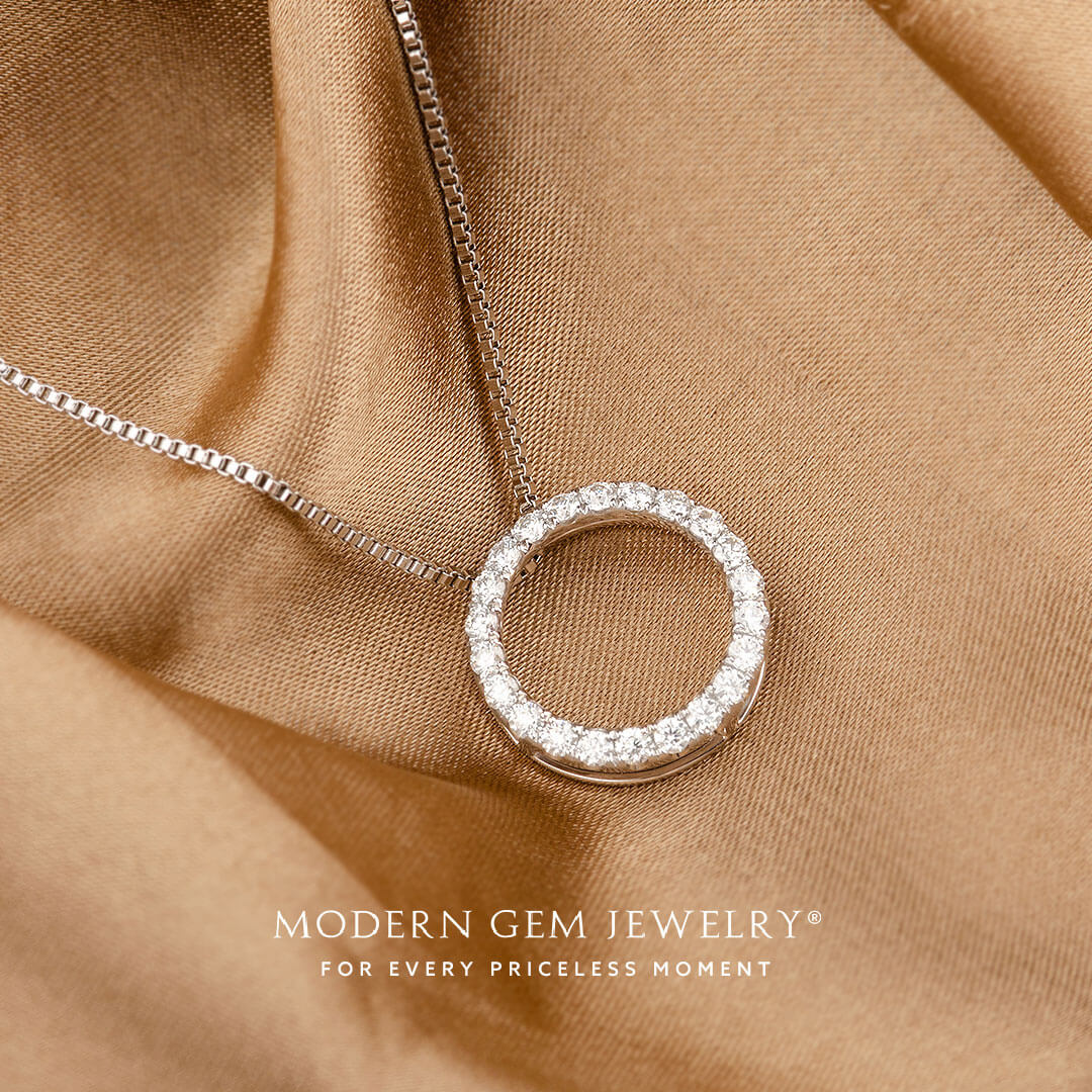 Circular Diamond Necklace | Saratti