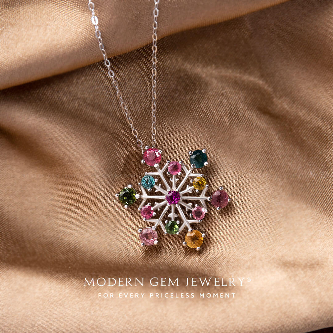 Tourmaline Necklace in White Gold with Gemstones | Modern Gem Jewelry