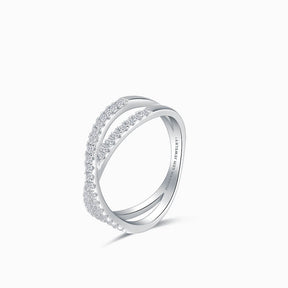 Engraved unique twisted shank wedding Band with Diamonds in 18K White Gold | Modern Gem Jewelry | Saratti 