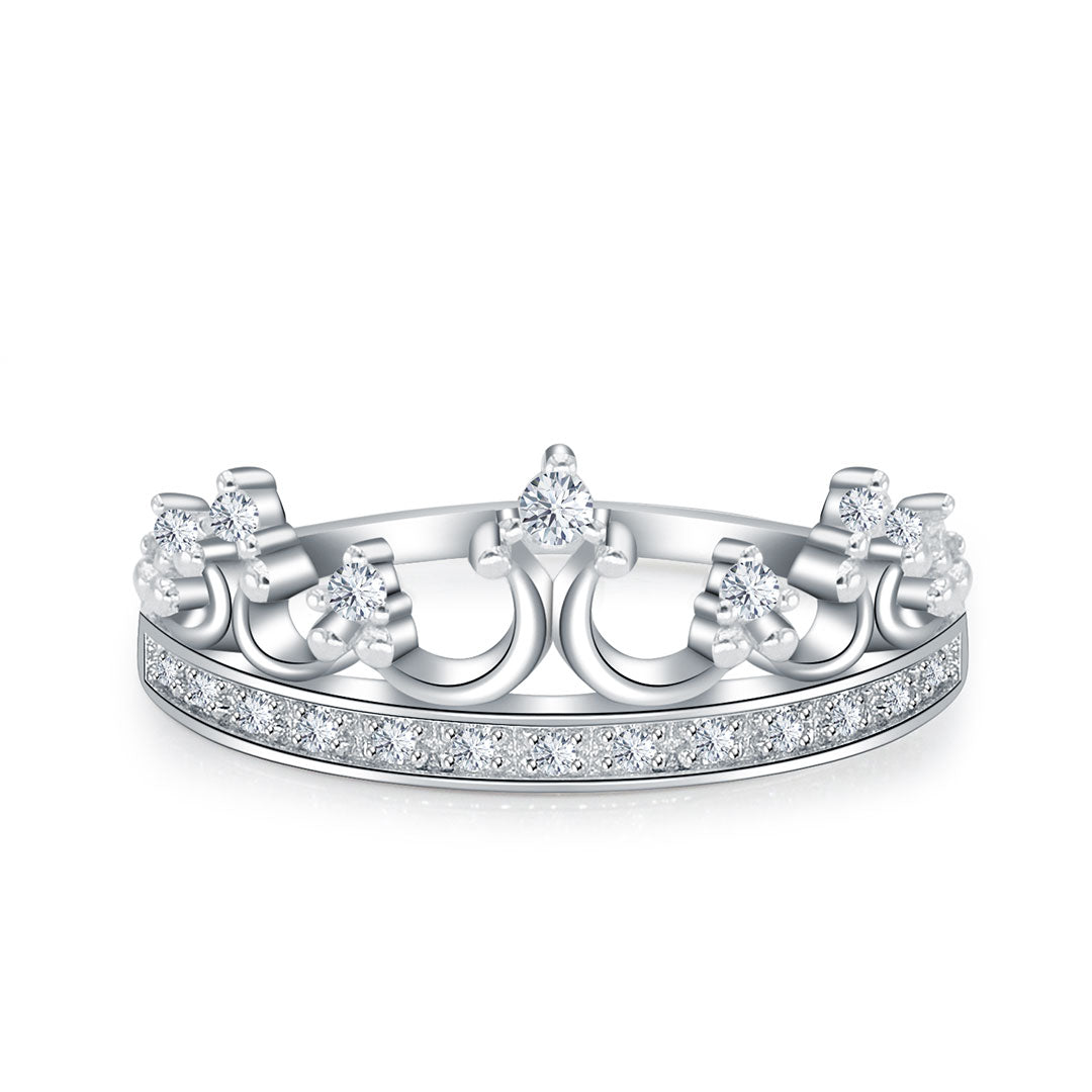 Pave set Tiara-inspired Wedding Band with Diamonds in White Gold | Modern Gem Jewelry | Saratti 