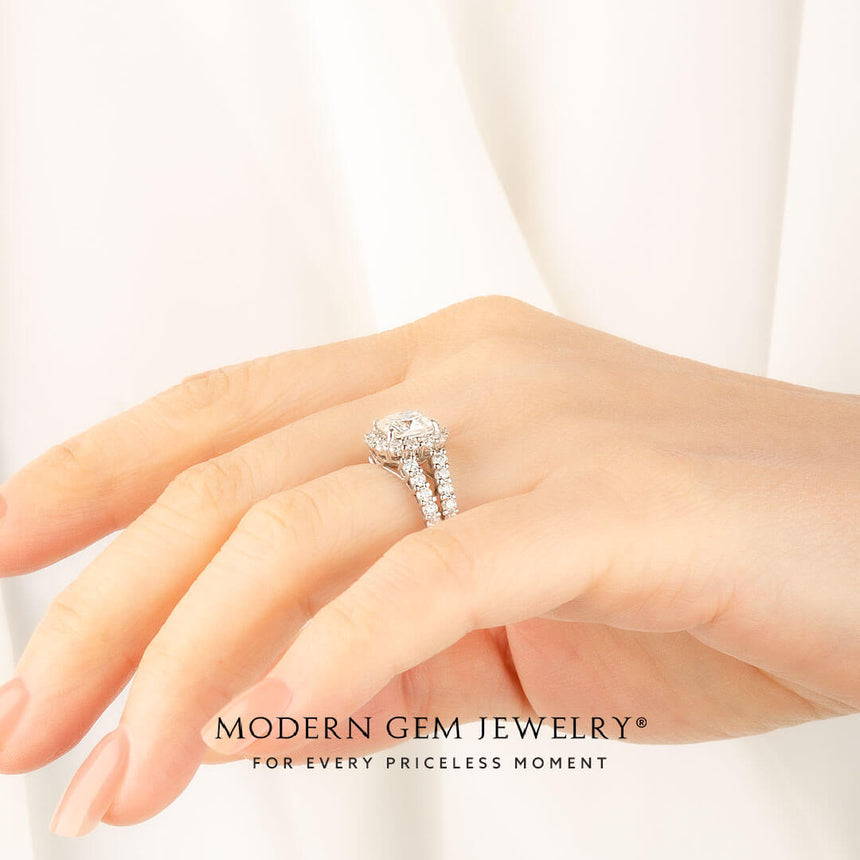 2 carat Cushion Diamond Ring in 18K White Gold | Modern Gem Jewelry | Custom Engagement Rings & Fine Jewelry