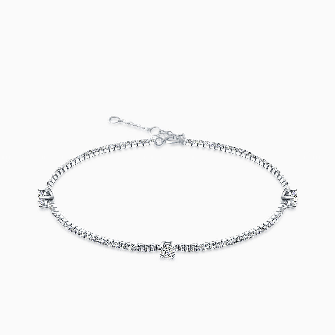 Timeless Moissanite Bracelet in 18K White Gold | Modern Gem Jewelry