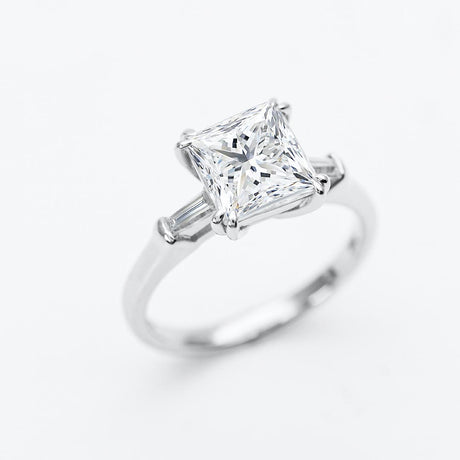 Claw Prong Natural Princess Cut Three Stone Diamond Engagement Ring 