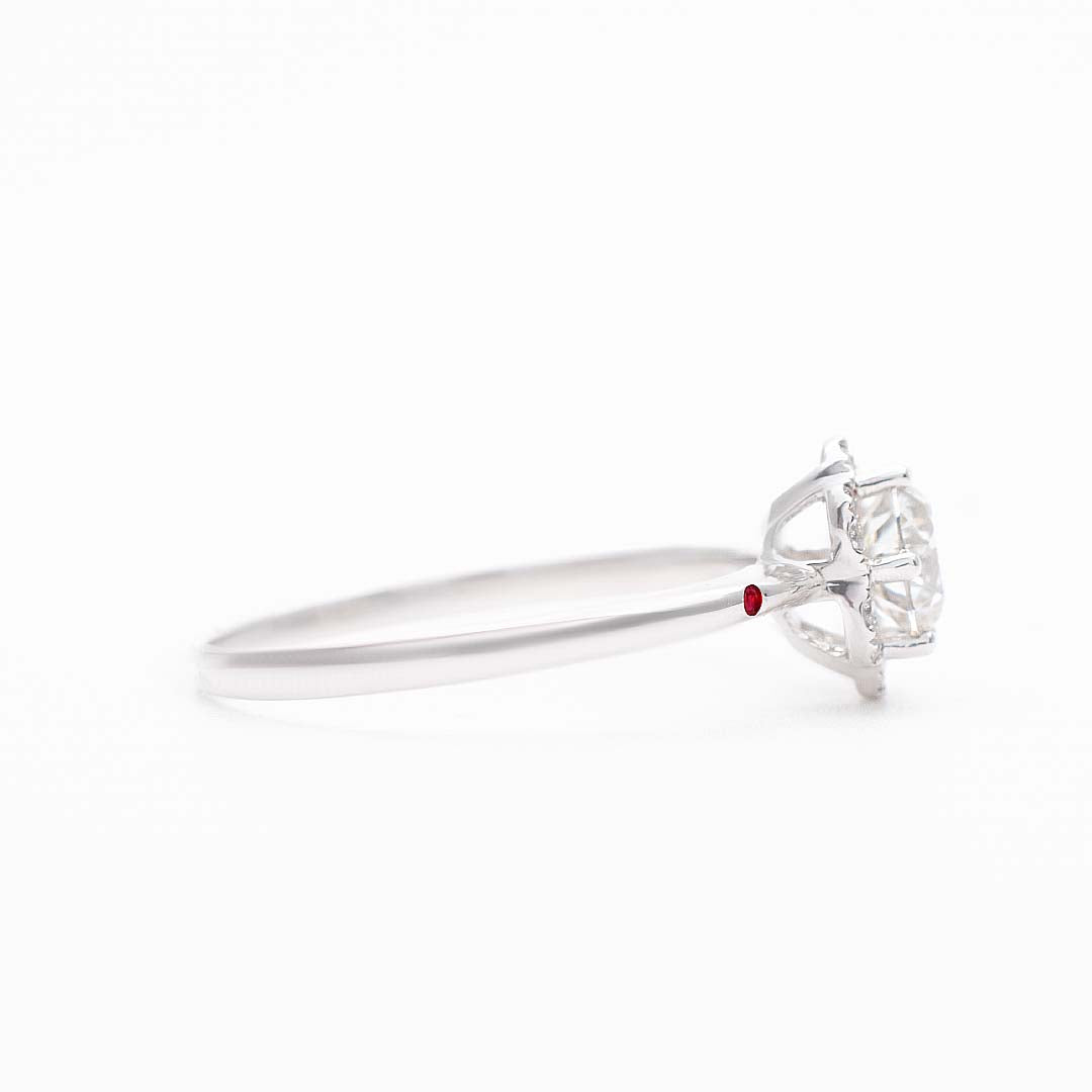 Exquisite LILA Round Diamond Halo Four Prongs White Gold Ring | Modern Gem Jewelry | Saratti