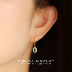 Retro Style Emerald and Diamond Earrings in 18K Yellow Gold For Women | Modern Gem Jewelry