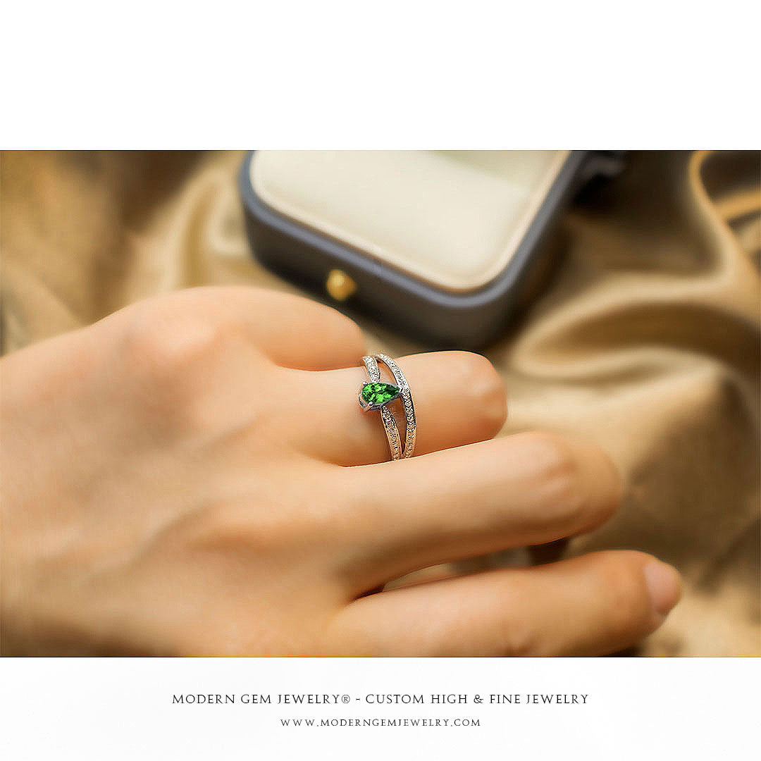 Tsavorite Engagement Ring Split Shank In White Gold | Custom Rings | Modern Gem Jewelry | Saratti