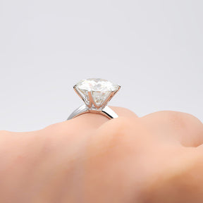 4 Carat Moissanite Ring in 18K White Gold Solitaire Design | Custom Engagement Ring | Modern Gem Jewelry