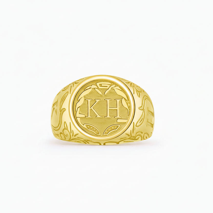 Mens Initial Ring in 18K Yellow Gold | Modern Gem Jewelry | Saratti