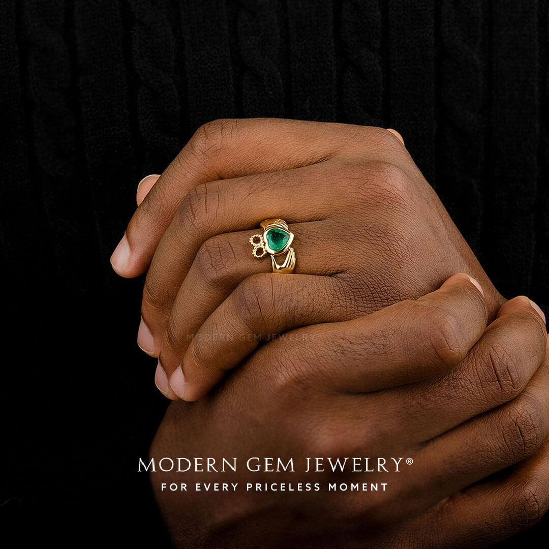 Claddagh Rings For Men with Heart Shape Natural Emerald in Yellow Gold | Modern Gem Jewelry | Saratti