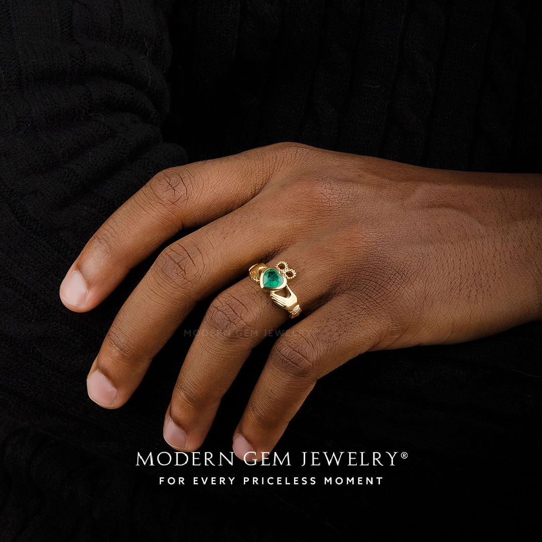 Claddagh Rings For Men with Heart Shape Natural Emerald in Yellow Gold | Modern Gem Jewelry  | Saratti
