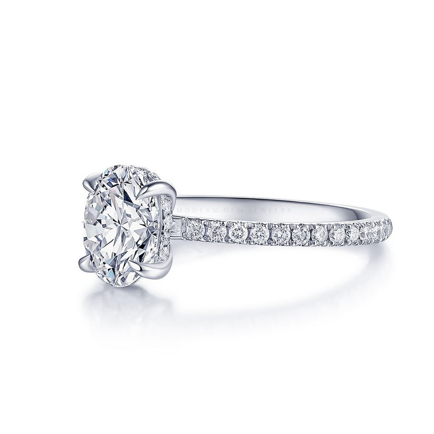 18K White Gold Oval Diamond Engagement Ring with Diamond Pave