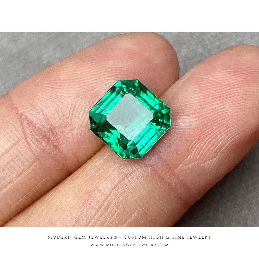 Emerald Gemstone | Emerald Cut Green GUILD Lab Certified | 3.38 Carats Minor-Oil | Custom Jewelry | Modern Gem Jewelry