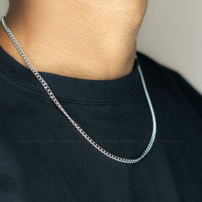Curb Chain Necklace in 18K Gold for Men and Women | Saratti