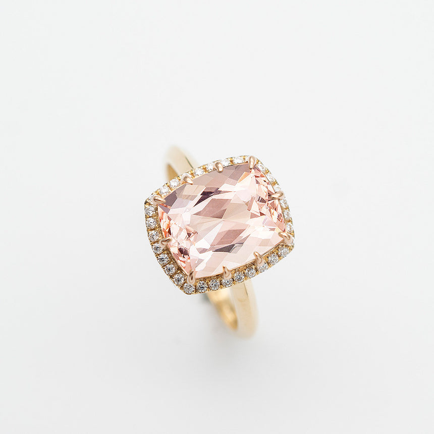 Natural Morganite 18K Yellow Gold Cocktail Ring 