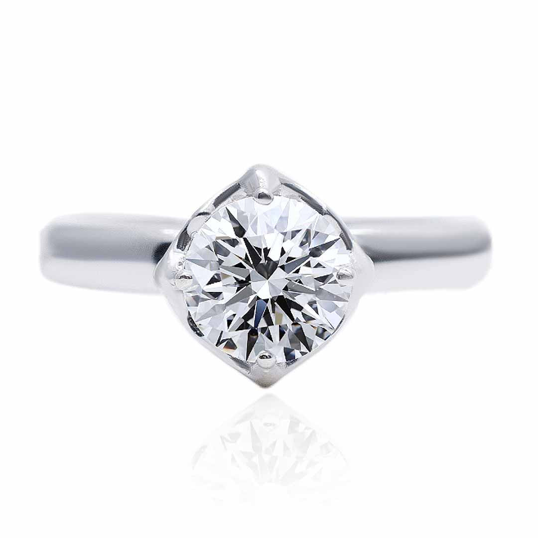 ALY Round Moissanite Promise Ring in White Gold | Modern Gem Jewelry | Saratti