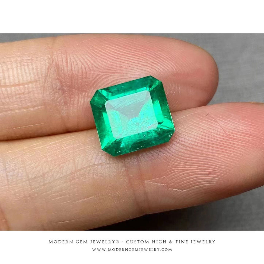 Emerald Gemstone | Emerald Cut Green | 3.5 Carats Colombian Minor-Oil | Custom Jewelry | Modern Gem Jewelry