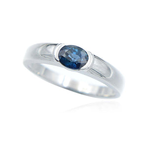 Bezel Set Oval Blue Sapphire White Gold Ring | Modern Gem Jewelry | Saratti