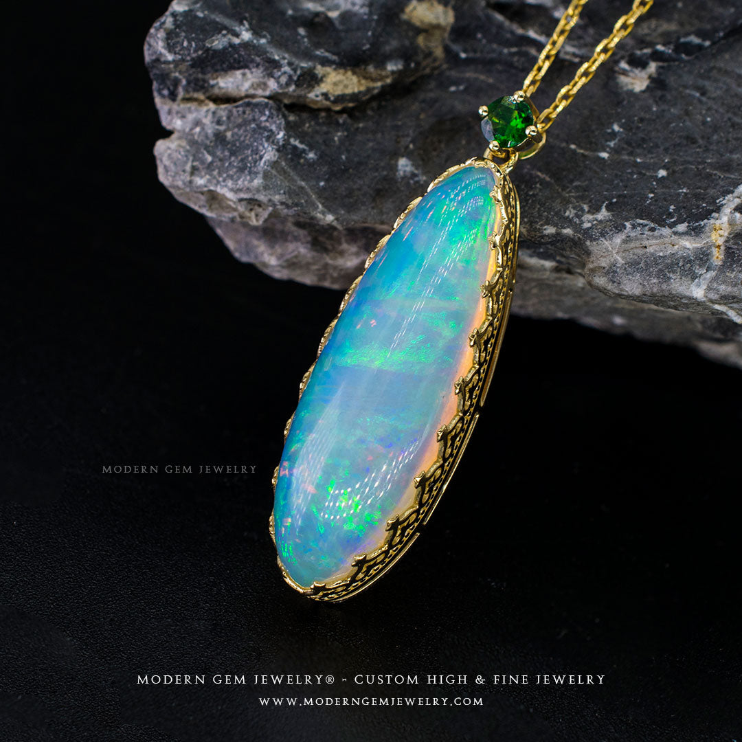 Opal and Tsavorite Necklace | Saratti