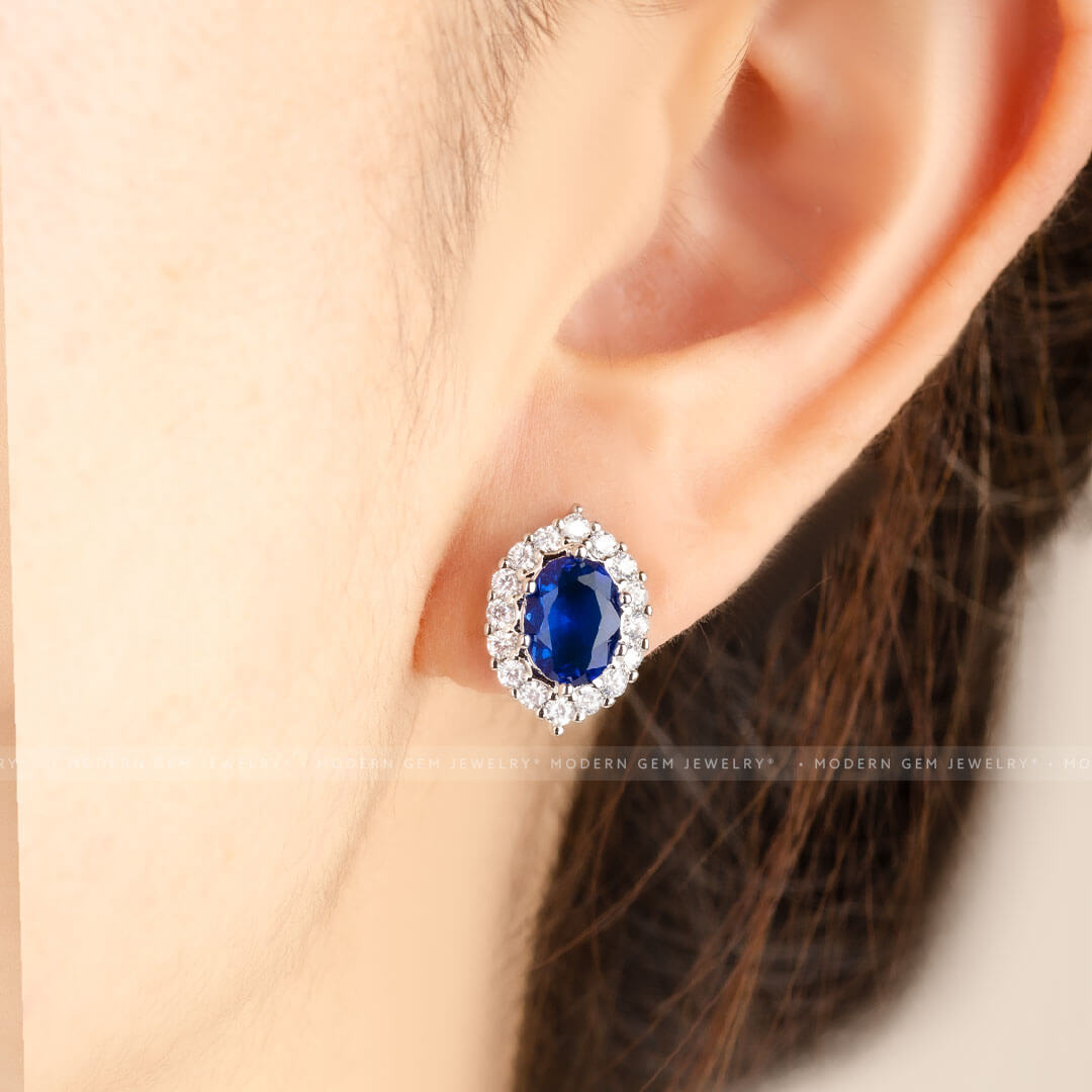 Sapphire and Diamond Necklace Vintage-Inspired | Modern Gem Jewelry