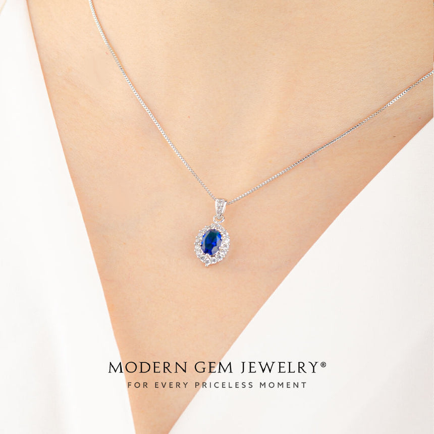 Diamond Encrusted Blue Sapphire Necklace | Saratti