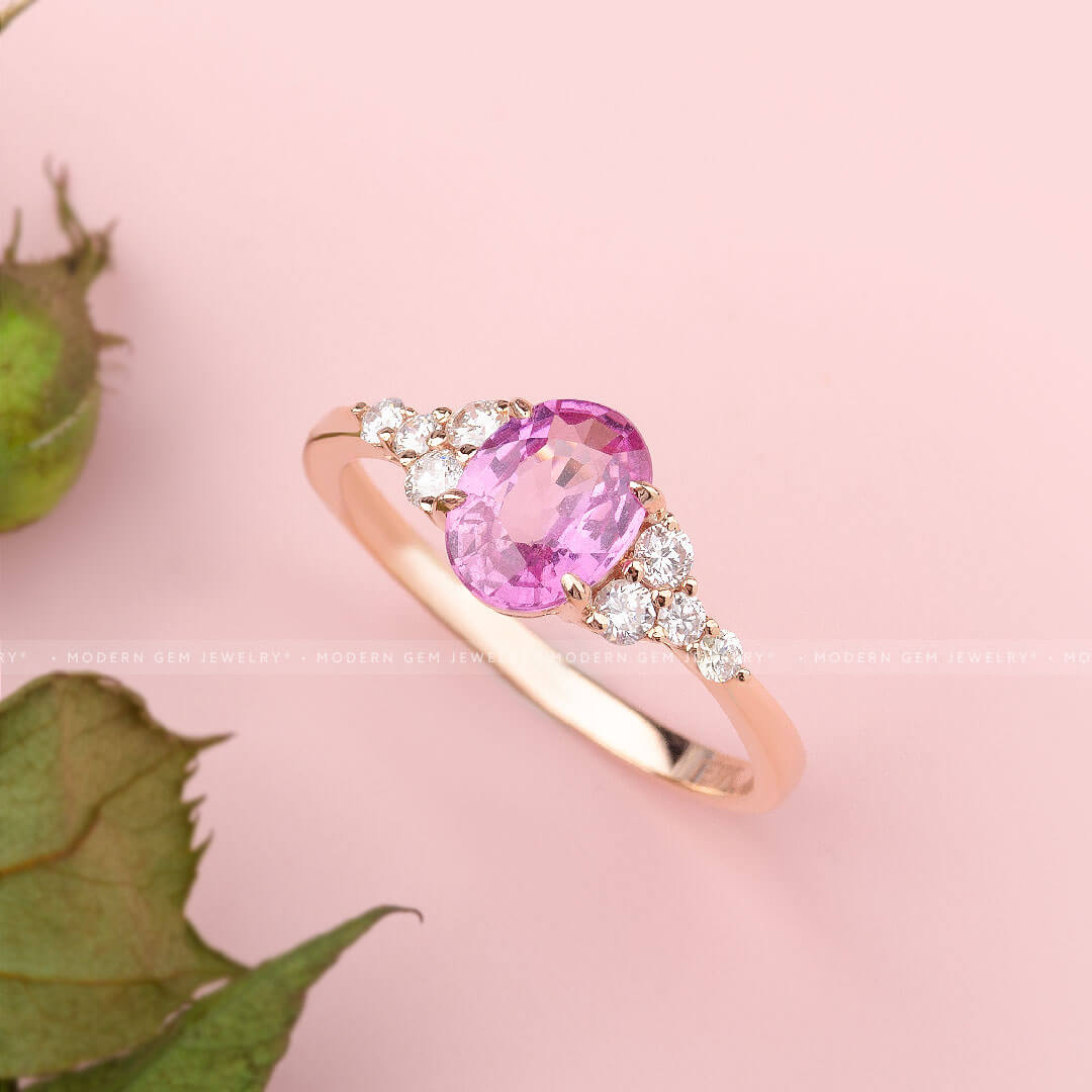 Fabulous Pink Sapphire with Diamond Ring | Modern Gem Jewelry | Saratti