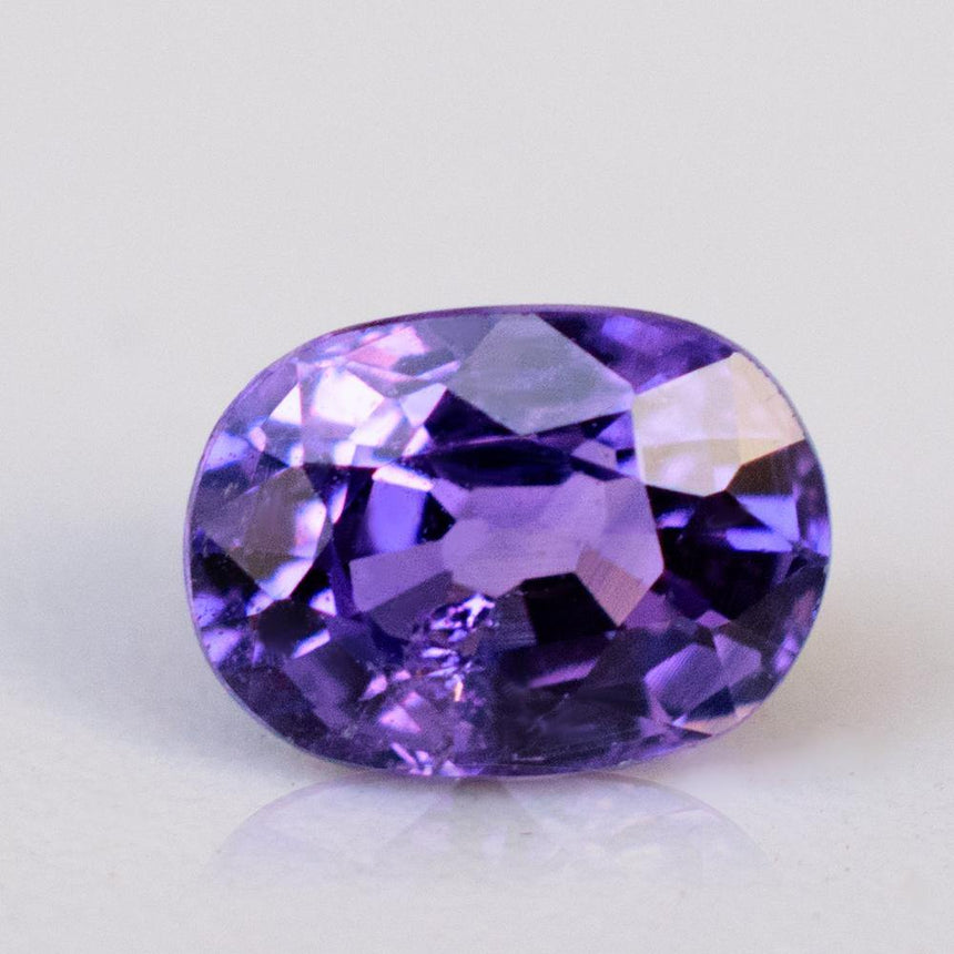 Natural Sapphire Gemstone | Oval Cut Color Change | 0.89 Carat Heated | Custom Jewelry | Modern Gem Jewelry