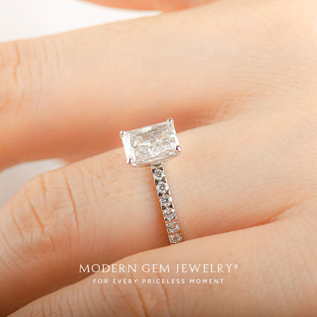 1.5 carats Diamond Ring in Platinum and Radiant Cut Diamond | Modern Gem Jewelry