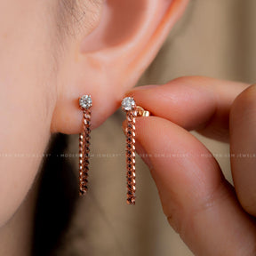Elegant Chain Link Earrings with a Rose Gold Glow | Saratti