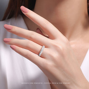 Round Diamond Band with Diamonds in White Gold  Custom Made on Female Finger | Modern Gem Jewelry | Saratti 