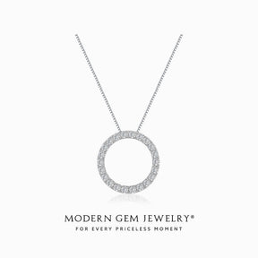 Classic Diamond Circle Pendant Necklace | White Gold | Saratti