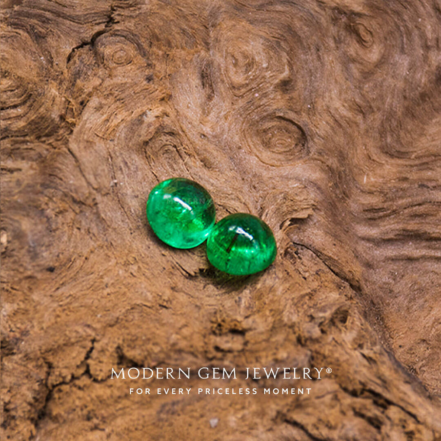 Small Emerald Stones in Cabochon Shape | Modern Gem Jewelry