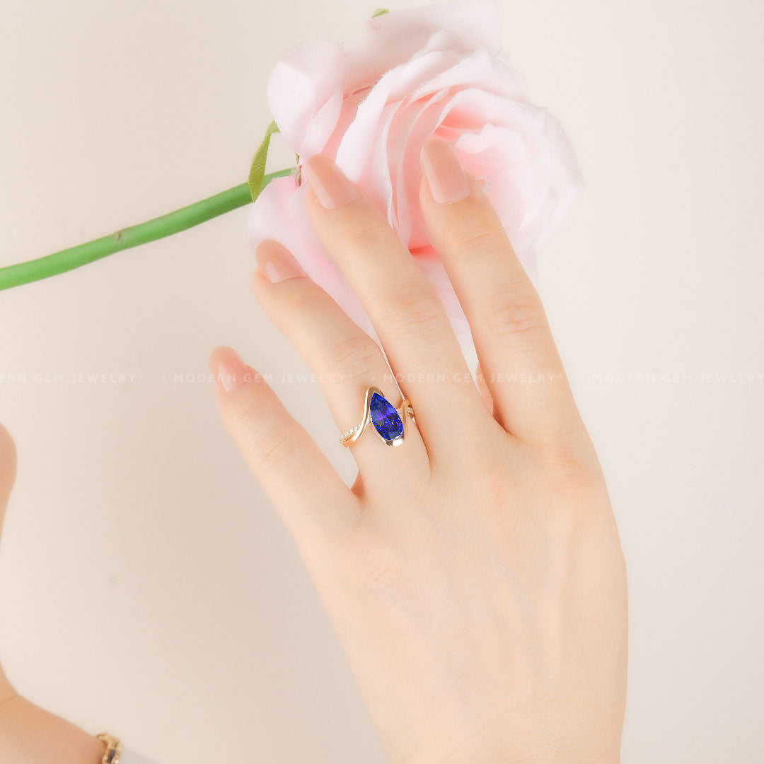 Natural Tanzanite Diamond Ring in Yellow Gold | Custom Tanzanite Engagement Ring | Modern Gem Jewelry | Saratti