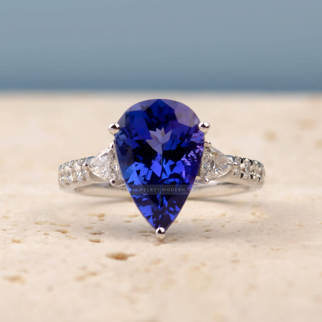 Blue Stone Ring with Pear Cut Tanzanite and Diamonds in 18K White Gold Ring | Custom Fine Jewelry | Modern Gem Jewelry | Saratti