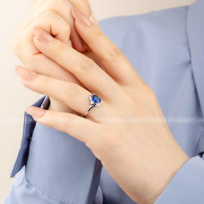 Scintillating Blue Sapphire and Diamond Promise Ring | Twisted Shank | Modern Gem Jewelry | Saratti