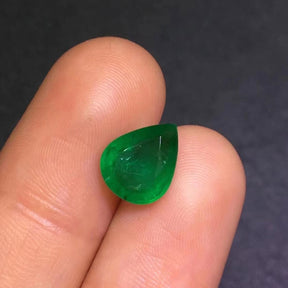 Emerald Gemstone | Pear Shape Vivid Green | GUILD Certified 2.22 carats Minor-Oil | Custom Jewelry | Modern Gem Jewelry