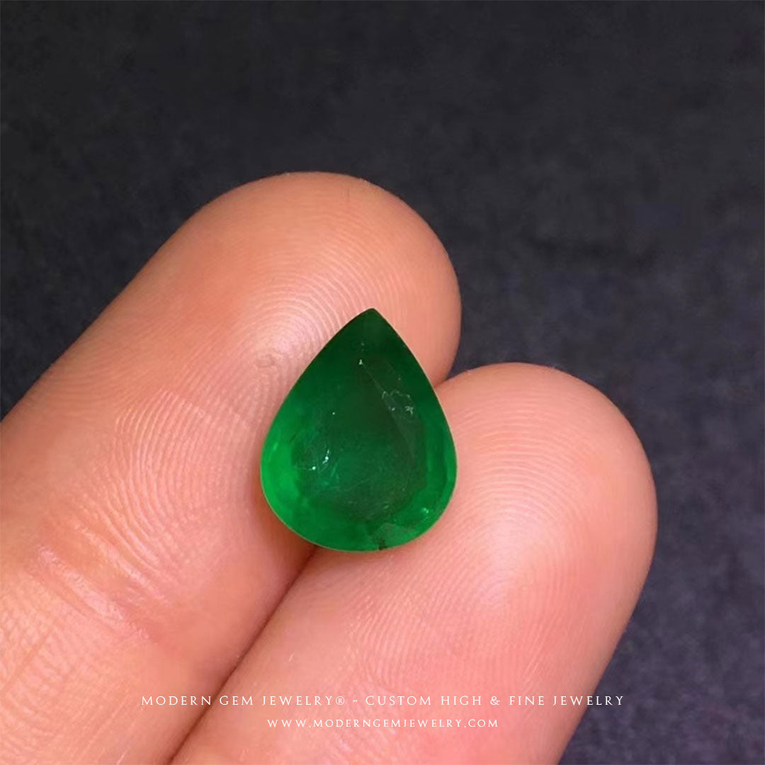 Emerald Gemstone | Pear Shape Vivid Green | GUILD Certified 2.22 carats Minor-Oil | Custom Jewelry | Modern Gem Jewelry