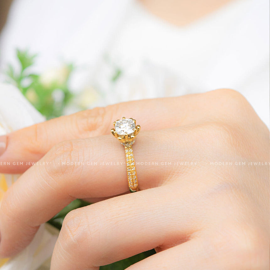 18K Yellow Gold Cushion Cut Natural Diamond Engagement Ring 